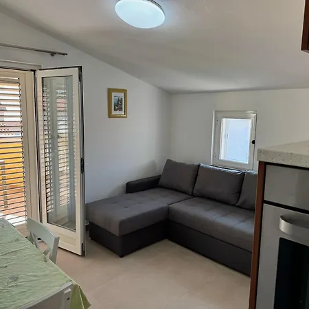 Marta - - Near The Sea * Задар