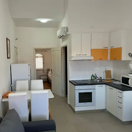 Marta - - Near The Sea Apartman