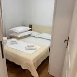 Appartement Marta - - Near The Sea *