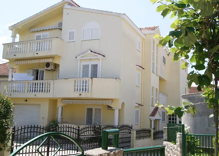 Marta - - Near The Sea Apartamento *