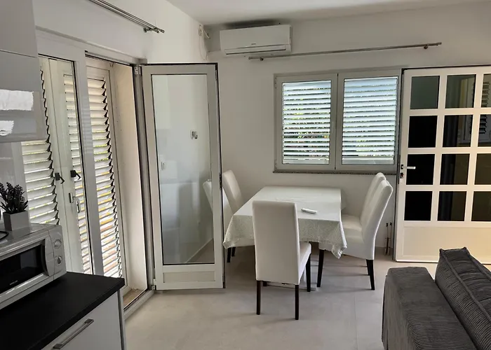 Marta - - Near The Sea * Zadar