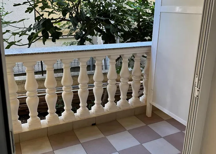 Marta - - Near The Sea Apartamento Zadar