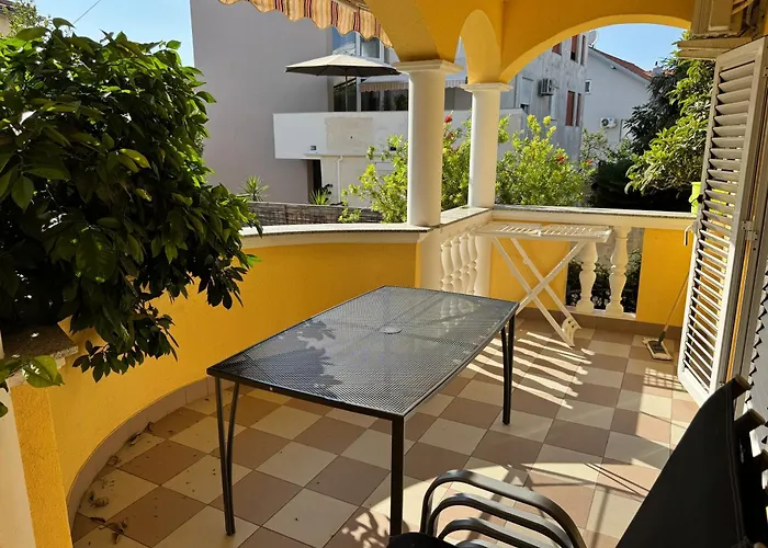 Marta - - Near The Sea Apartamento